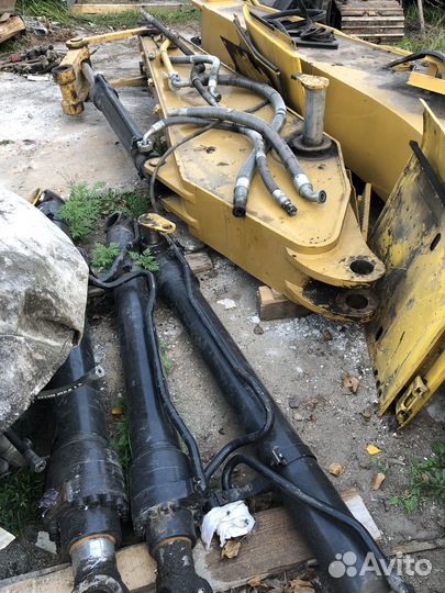 Стрела к экскаватору кат 320