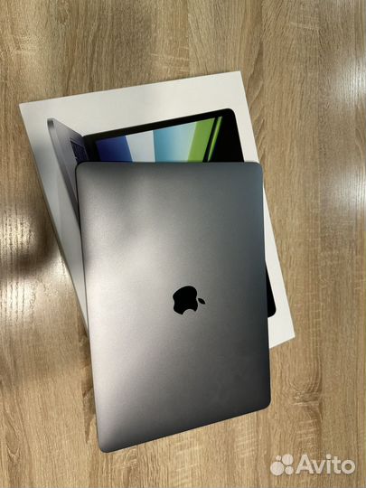 Macbook Pro 13 M2 8 256gb
