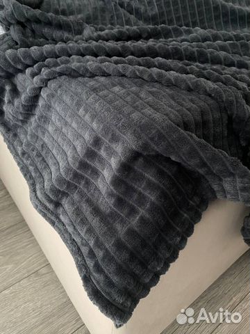 Пледы и покрывало