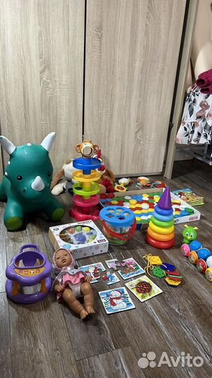 Развивающие игрушки для малышей 0-3 пакетом