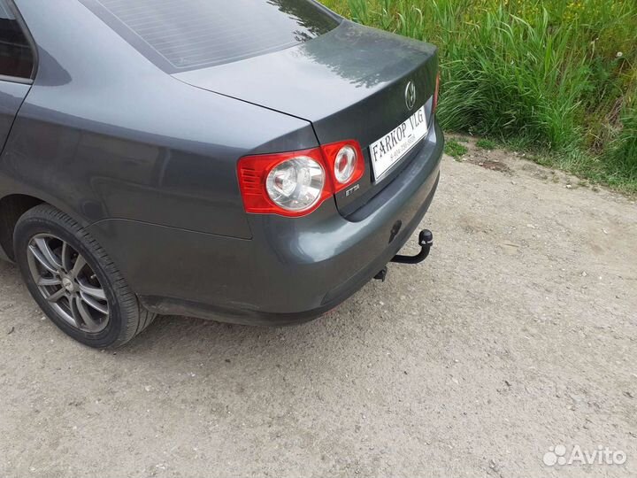 Фаркопы для Volkswagen Jetta V