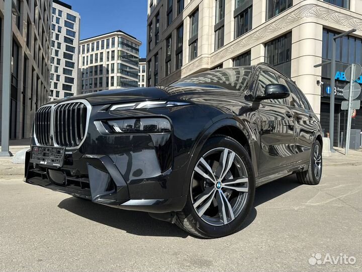 BMW X7 3.0 AT, 2023, 548 км