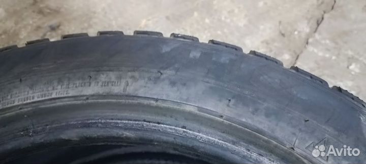 Kumho I'Zen KW22 235/45 R17 T