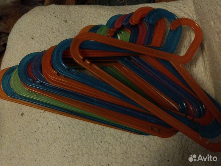 Вешалки плечики IKEA детские