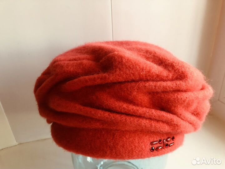 Берет женский