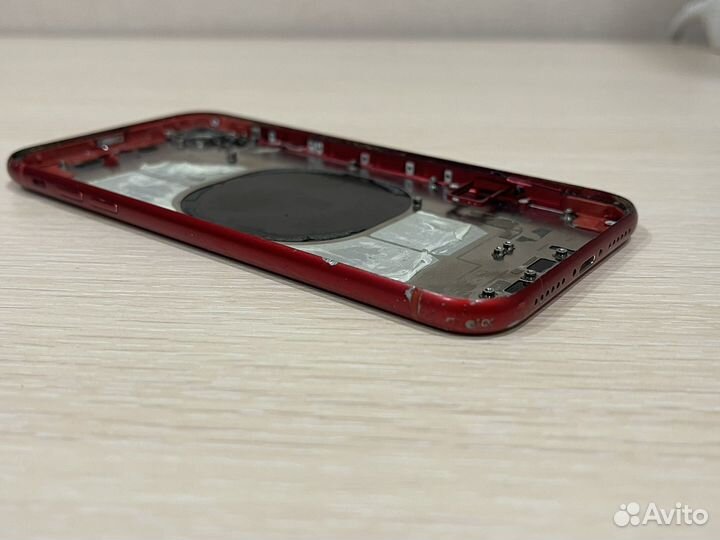 Корпус iPhone XR битый