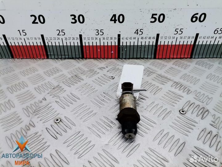 Регулятор давления топлива Toyota Hilux 7 2008