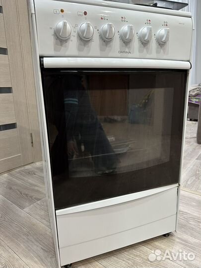 Газовая плита с электрической духовкой