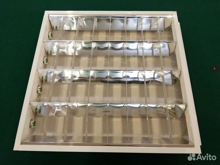 Светильники потолочные новые