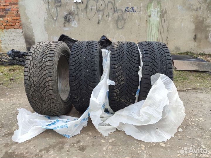 Nokian Tyres Hakkapeliitta R SUV 255/55 R18