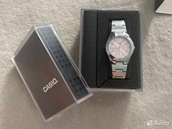 Часы Casio