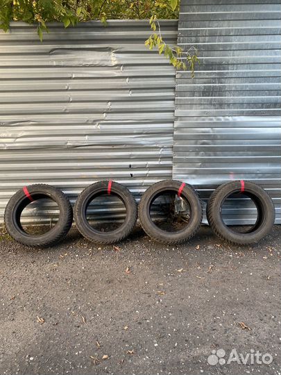 Goodyear Ultragrip Ice Arctic 205/55 R16