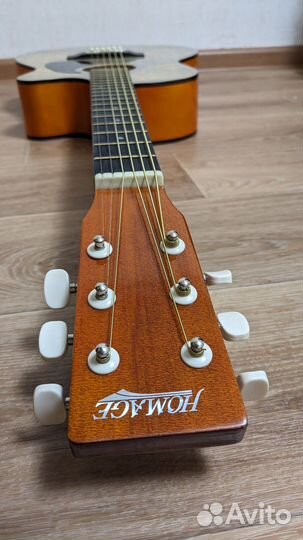 Акустическая гитара