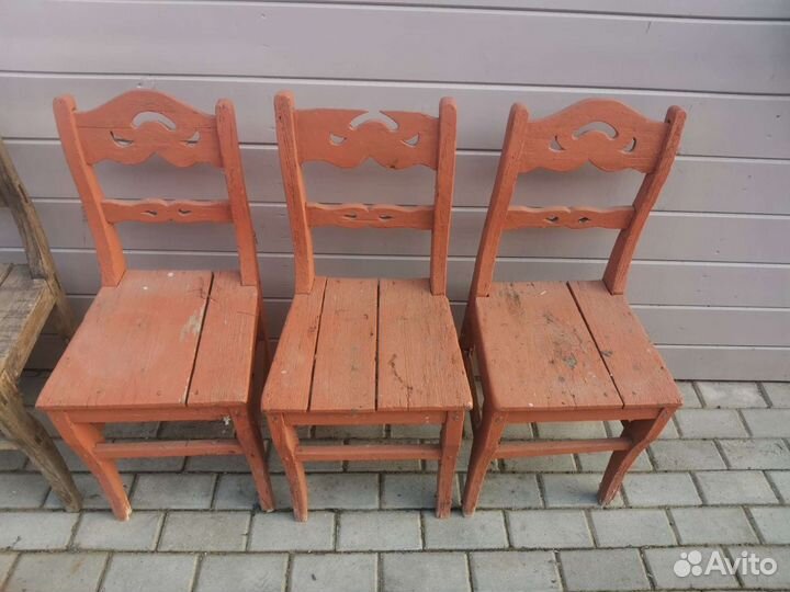 Старинные стулья