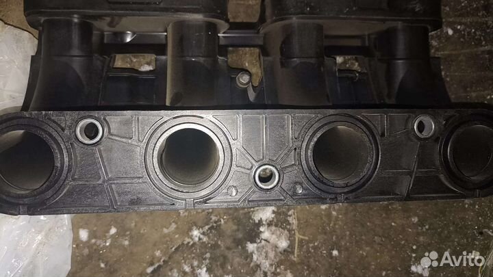 Впускной коллектор с электродроселем ваз