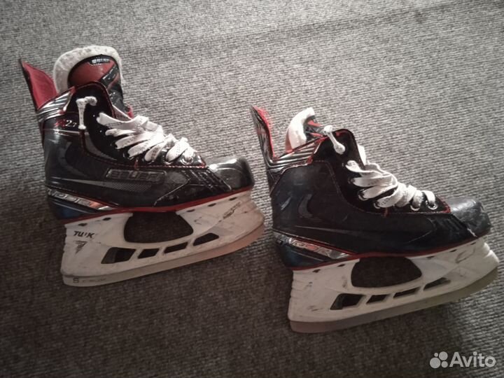 Хоккейные коньки bauer vapor X2.7 34 размер