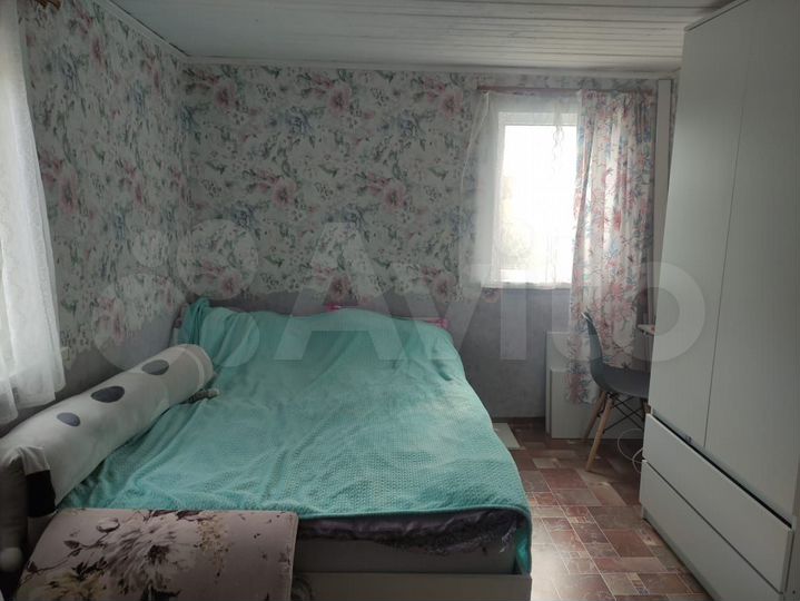 Дом 38 м² на участке 5 сот.