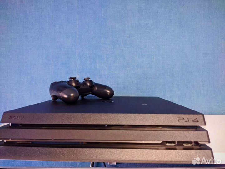 Sony PS4 pro 1tb