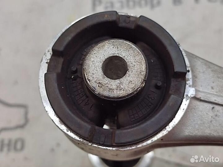 Рычаг передний верхний w205 C-class 274.920 02