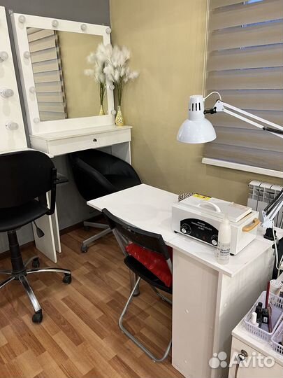 Аренда рабочего места визажист/мастер маникюра