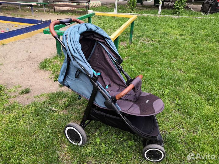 Детская коляска легкая