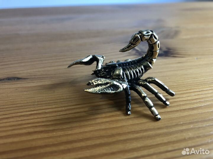 Фигурка. Статуэтка. Скорпион. Бронза
