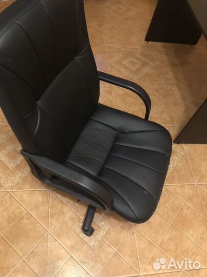Продам офисное кресло
