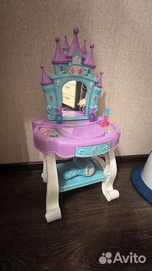 Игрушечный туалетный столик детский