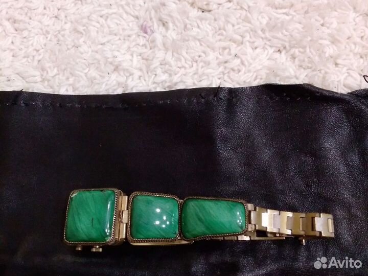 Часы женские с браслетом СССР малахит Чайка