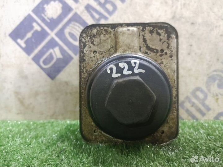 Радиатор масляный Volkswagen Touareg кроссовер 3.2