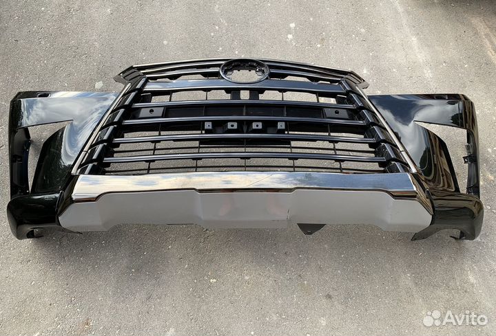 Бампер передний Lexus LX570