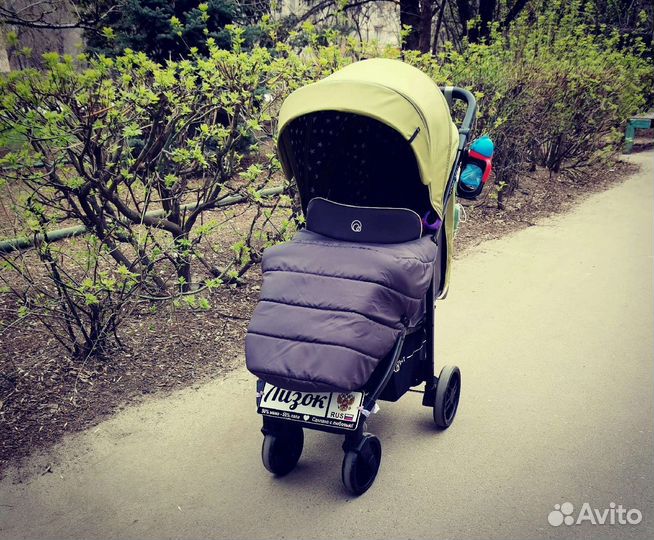 Прогулочная коляска