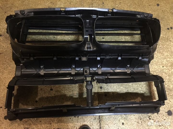 Бмв ф10 F10 воздуховод передней панели без датчика