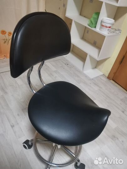 Стул седло со спинкой