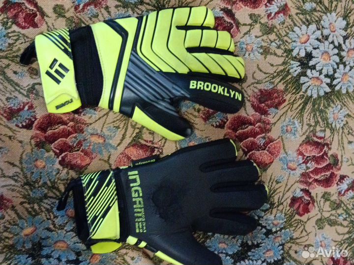 Вратарские перчатки ingame