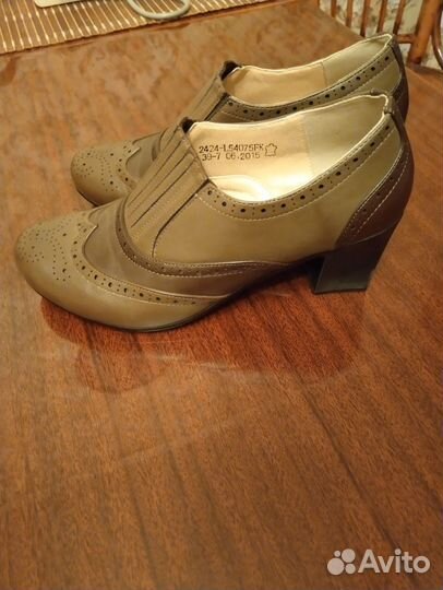 Туфли женские 39 размер