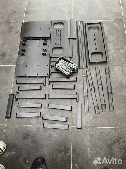 Косынки металлические для телевизоров крепление