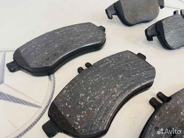 Колодки тормозные перед зад Mercedes-Benz