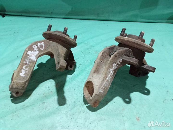 Кулак поворотный передний левый Ford Mondeo 3