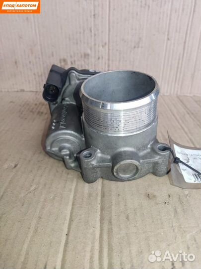 Дроссельная заслонка Audi A4