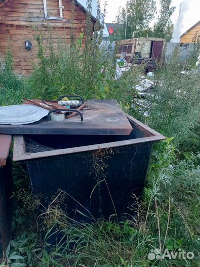 Бак дл мусора металлический