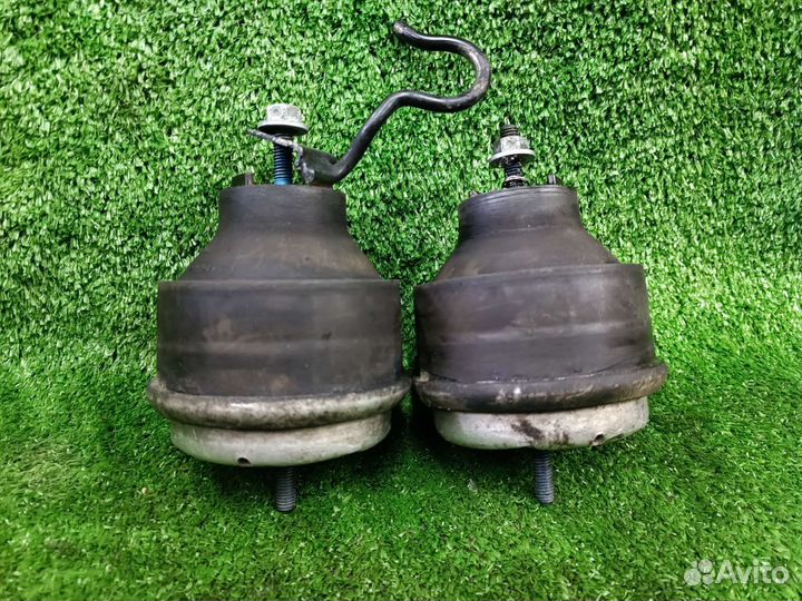 Подушки двигателя Пассат Б5 1,9 Дизель