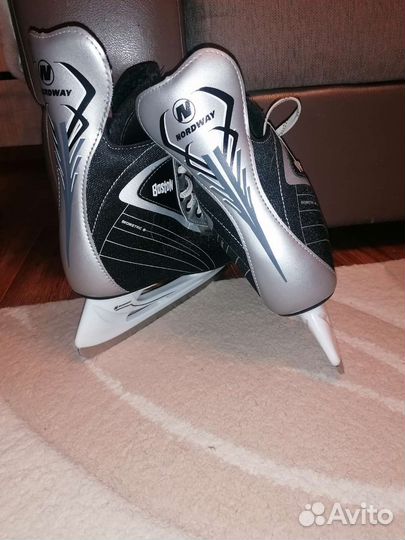 Коньки хоккейные 38 размер