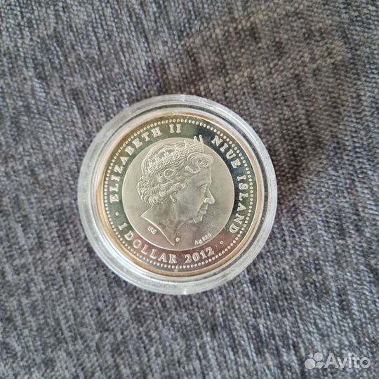 Монета серебро Счастливы в любви 2012