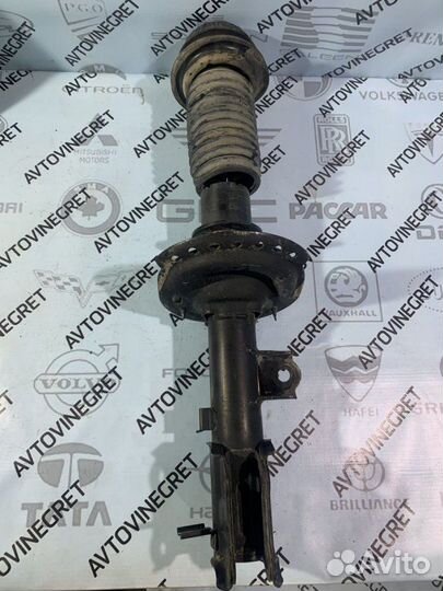 Стойка амортизатор передняя правая Hyundai Solaris