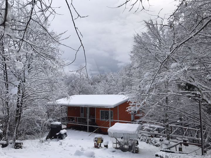 Дом 40 м² на участке 1 сот.