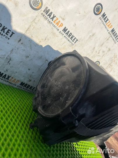 Корпус воздушного фильтра Ford Focus 3 1.6 iqdb