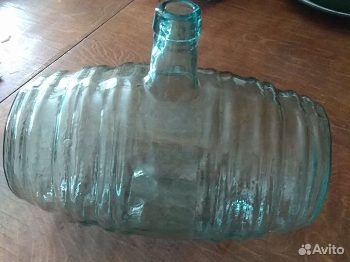 Старинный бутыль