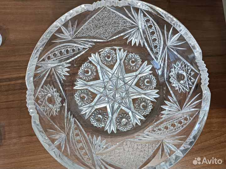 Ваза хрустальная