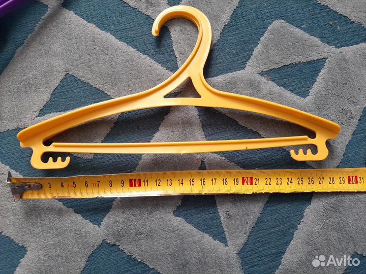 Вешалки детские 14 штук